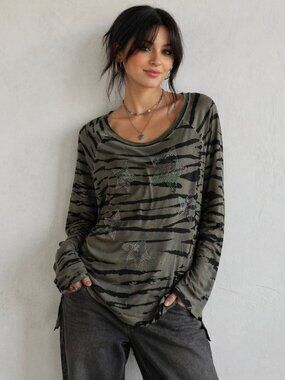 Margittes Olive Green Tiger Stripe Star Top – Size 44 (L/XL)